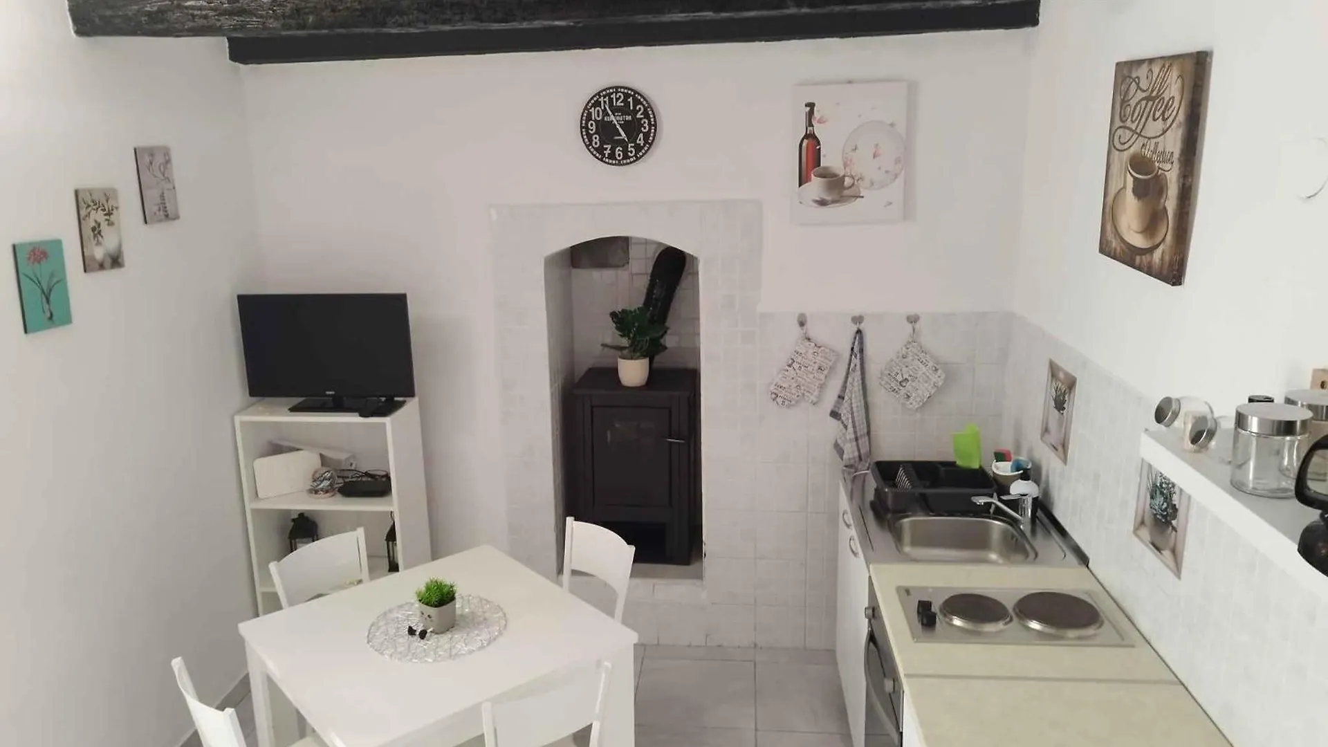 Apartment In Povile 50835