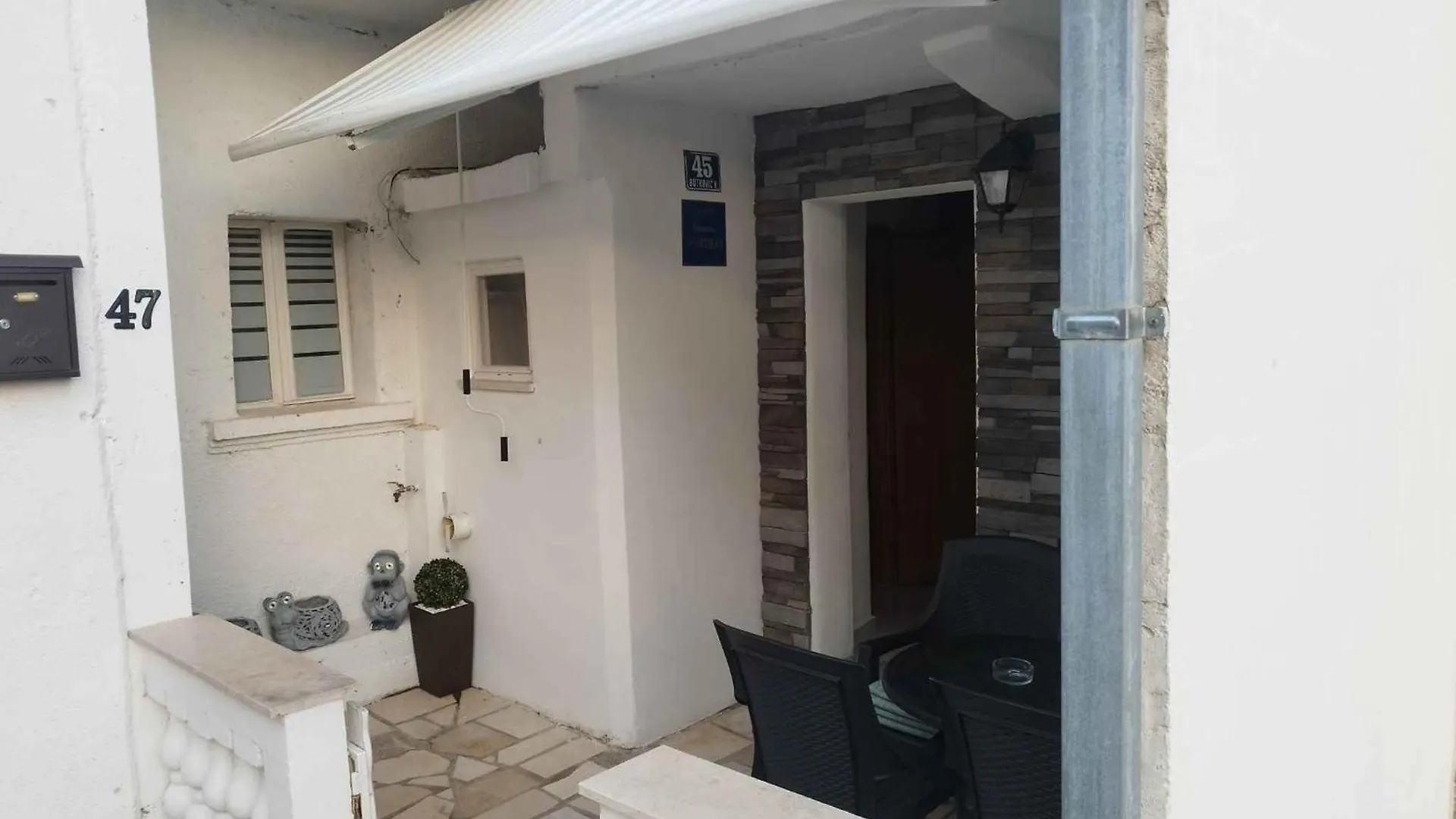 Apartment In Povile 50835